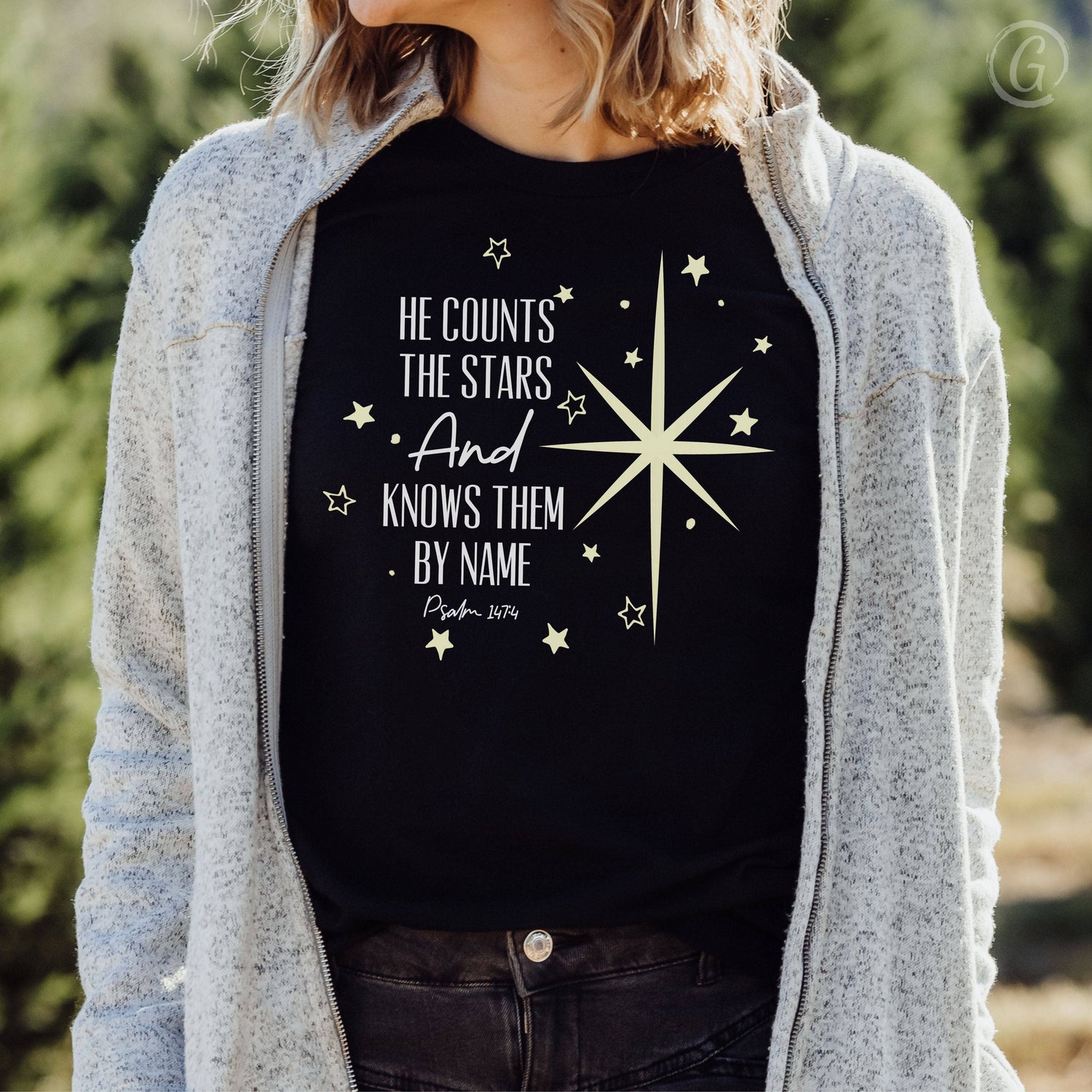 He Counts The Stars and Calls Them By Name Psalm 147:4 Unisex T-Shirt Classics Black
